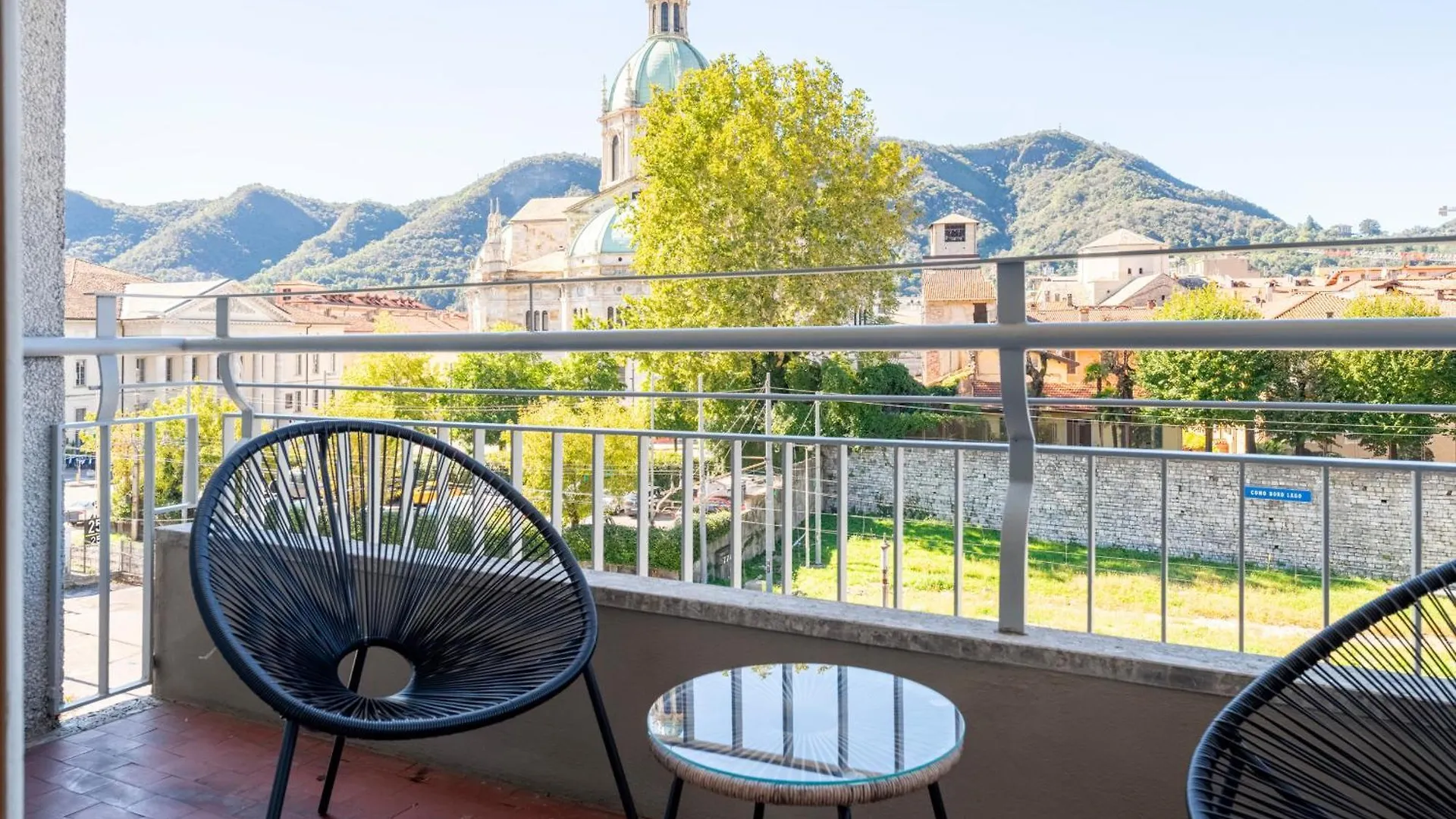 Spring Apartment By Wonderful Italy コモ